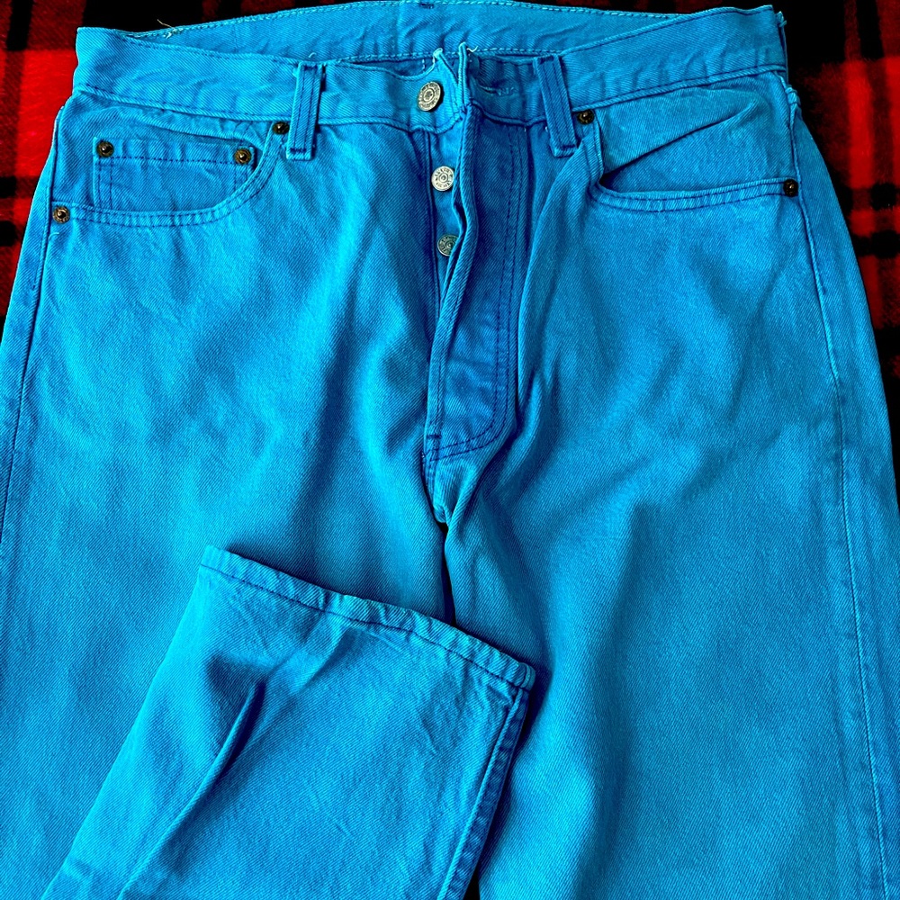Women Levis